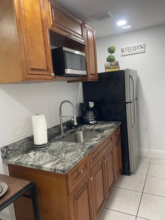 Tranquilo Y Fantastico Apartamento Cerca De Playas Y Areopuerto Тампа Екстериор снимка