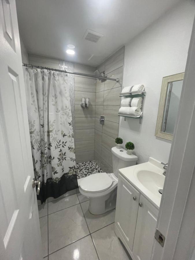 Tranquilo Y Fantastico Apartamento Cerca De Playas Y Areopuerto Тампа Екстериор снимка